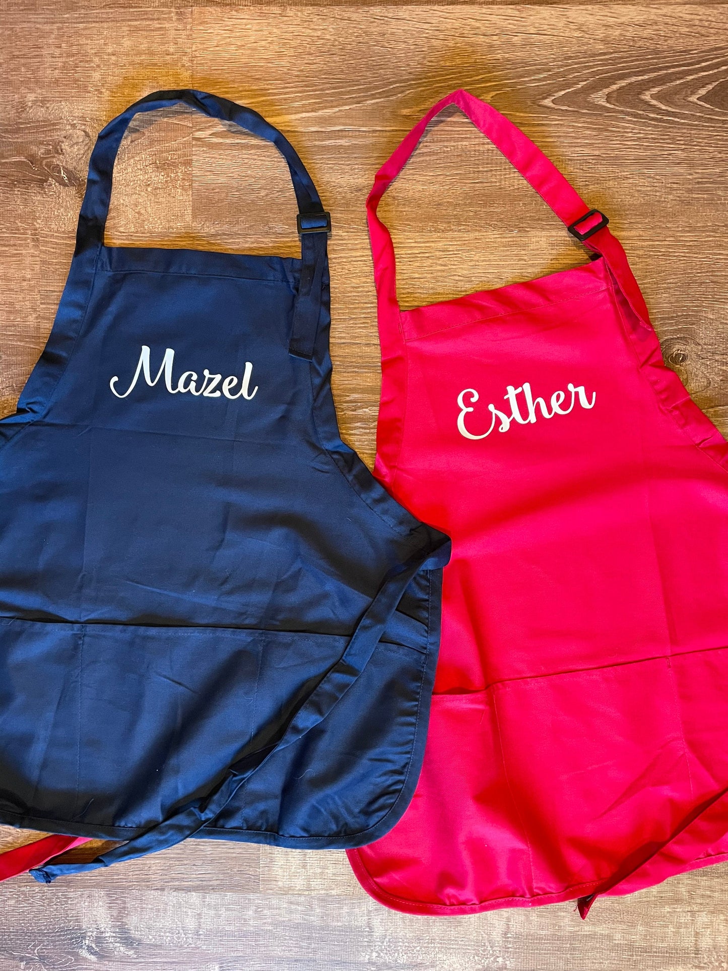 Personalized Aprons WITH pockets! Personalized with whatever you want! Custom Design - Your Design - Customizable