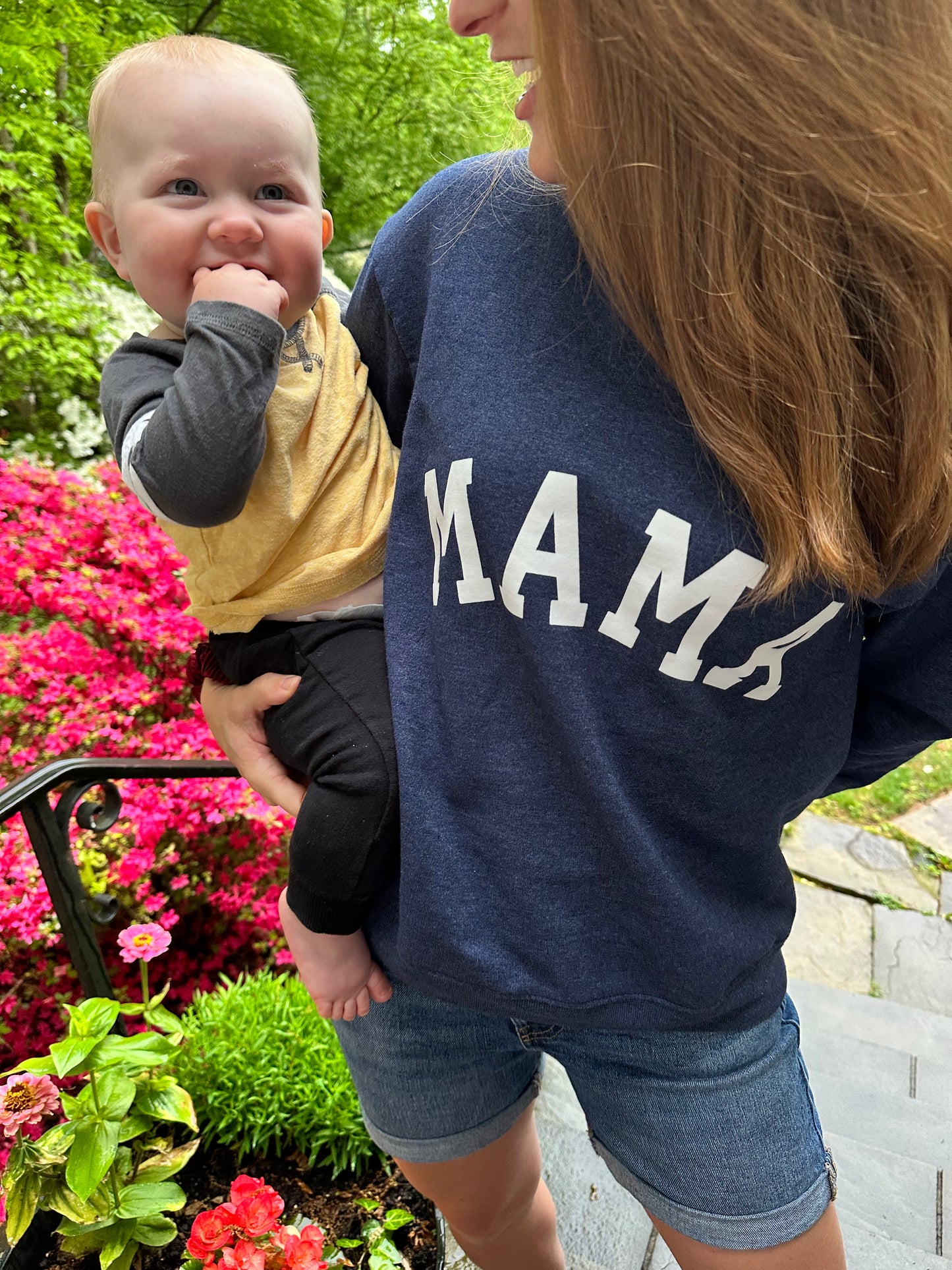 Personalized Mama Sweatshirt - Puff Application