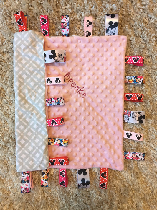 Minnie Mouse Baby Ribbon Tag Blanket