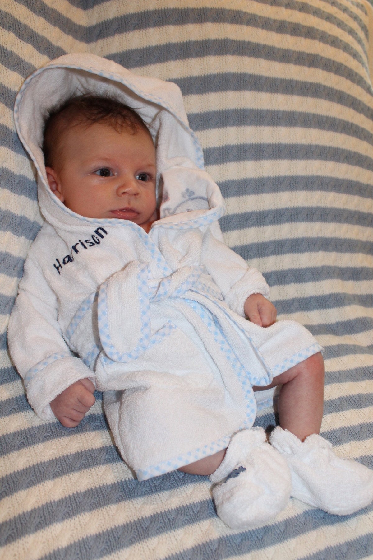 Baby In Robe Baby Robe Embroidered with Name – Craftingisadreamjob