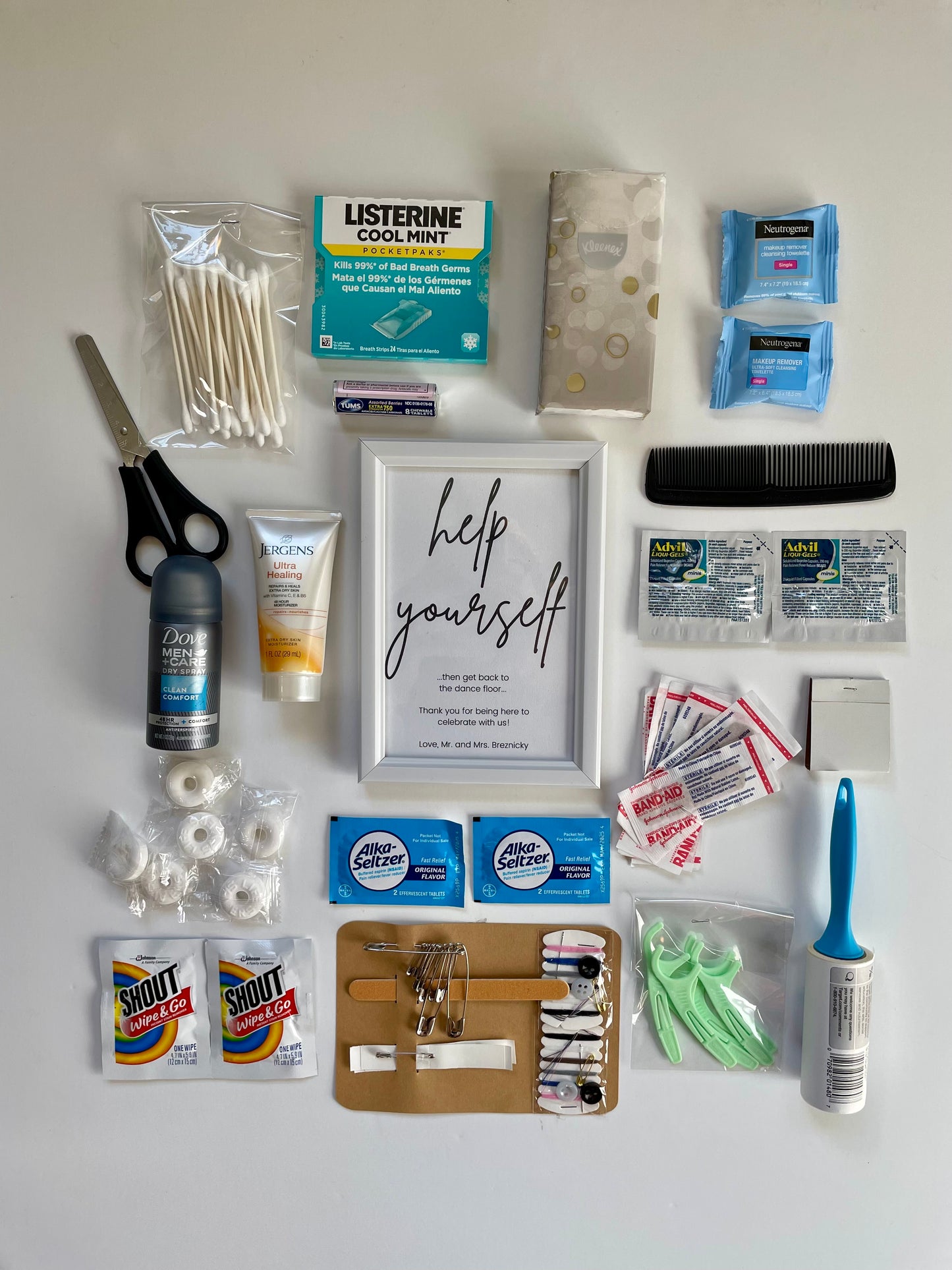 Personalized Bridal Bathroom Emergency Kit - Wedding day Essentials